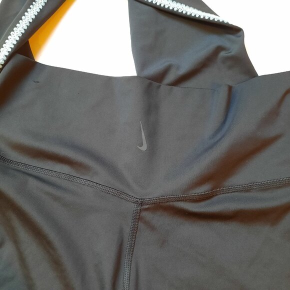 Nike Leggings Womens XL Black High Rise Yoga Crochet Edge 7/8 Boho Dri-Fit - Picture 3 of 12